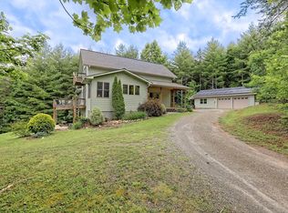 2257 Trout Cove Rd, Brasstown, NC 28902