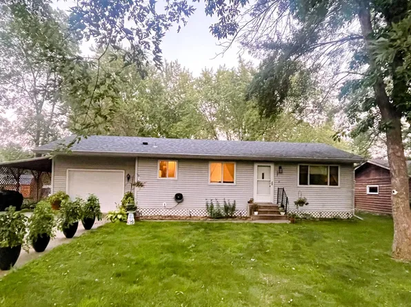 505 13th St SW, Little Falls, MN 56345