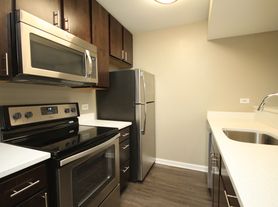 1802 N Halsted St, Chicago, IL