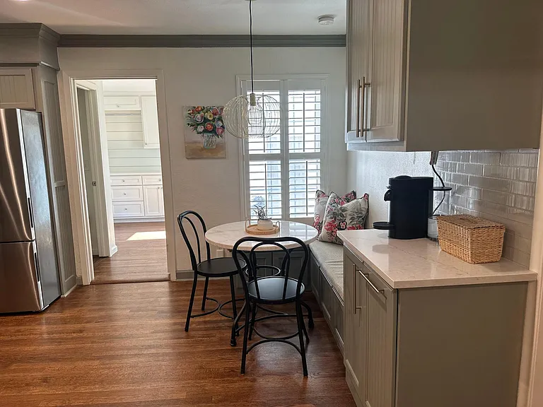 6431 Woodcrest Ln — Photo 12