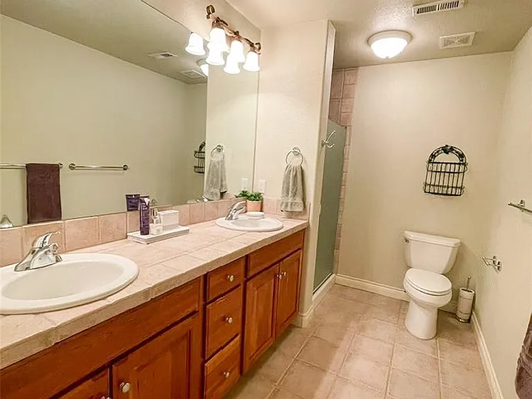 13901 E Saratoga Pl — Photo 11