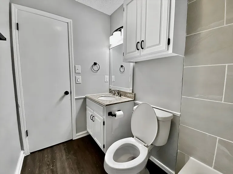 11473 S Emerson Pl — Photo 9