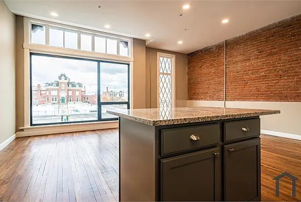 3800 Euclid Ave #109 — Photo 8