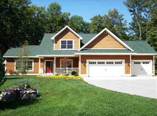 4530 Robinson Rd, Harbor Springs, MI 49740