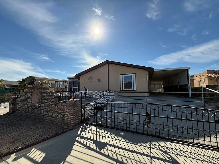 12655 E 46th Dr — Photo 1