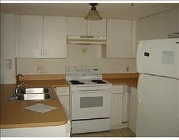 5th image of 9470 Tangerine Pl APT 102