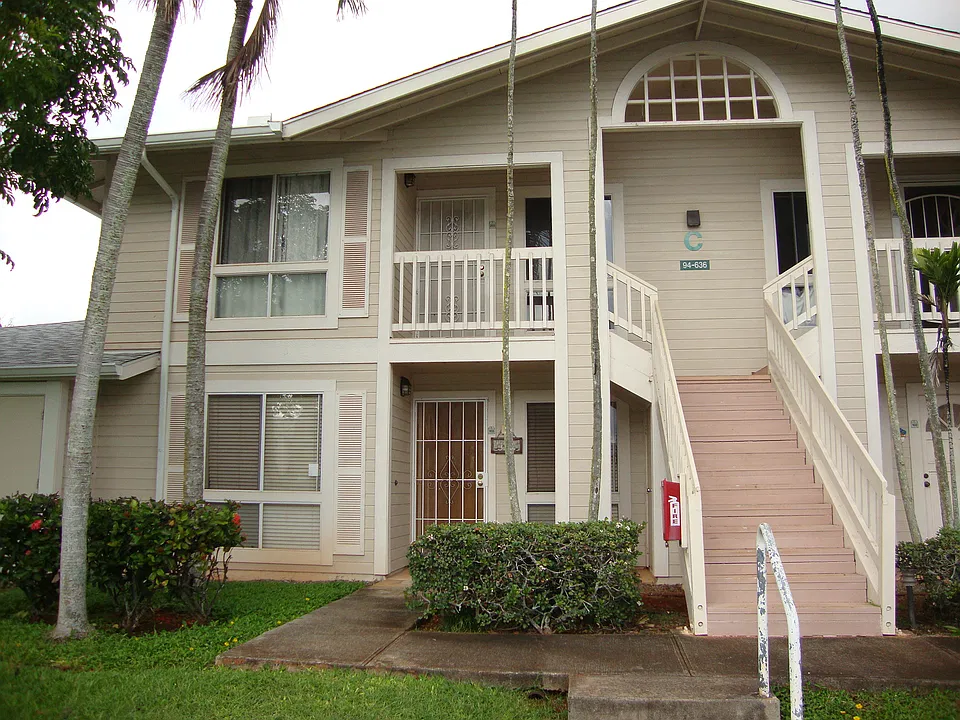 94-636 Lumiaina St #C203