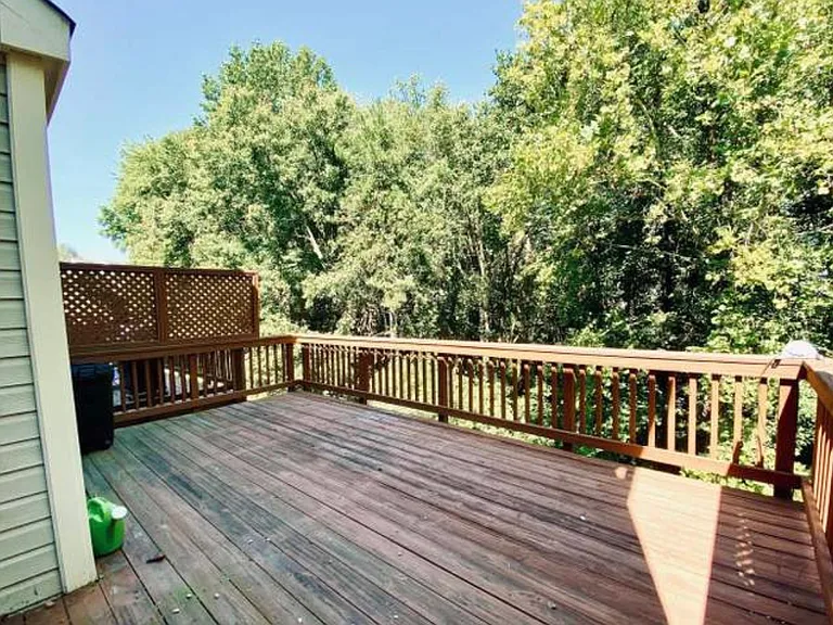 3900 Kathryn Jean Ct — Photo 11