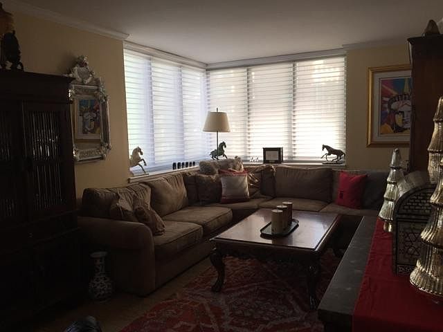 1st image of 250 E 40th St APT 18B