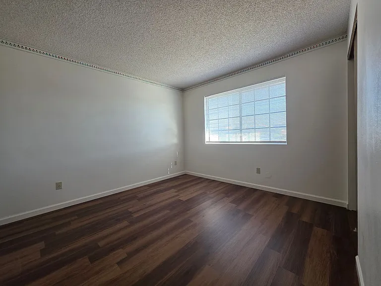 1190 Ramar Rd #F-52 — Photo 7