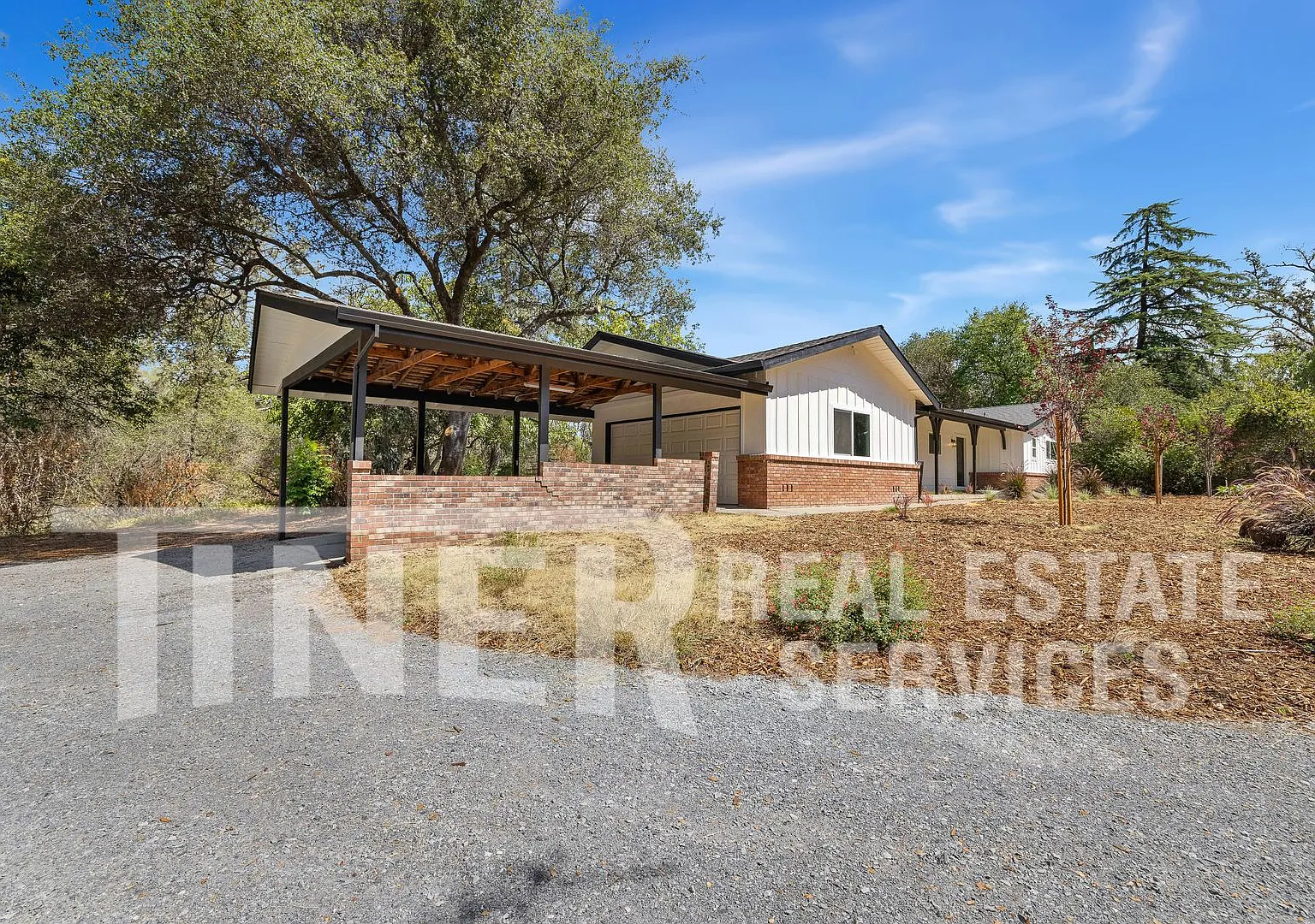 8683 King Rd - Tier 1 - Remodeled Home in Country Setting — Photo 4
