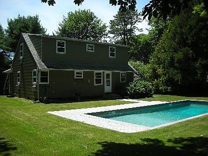 1st image of 160 Montauk Hwy