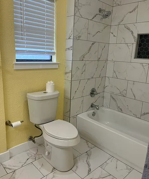 2309 Lancaster Dr — Photo 10