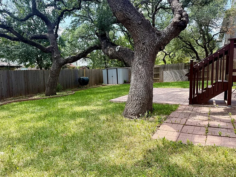 11112 Marden Ln — Photo 27