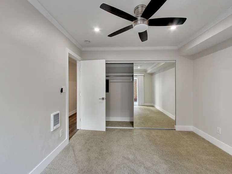 378 Van Buren - Renovated 2bed and 1bed units - Beautiful Building! — Photo 121