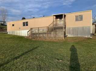 626 Flinn Ave, Ronco, PA 15476