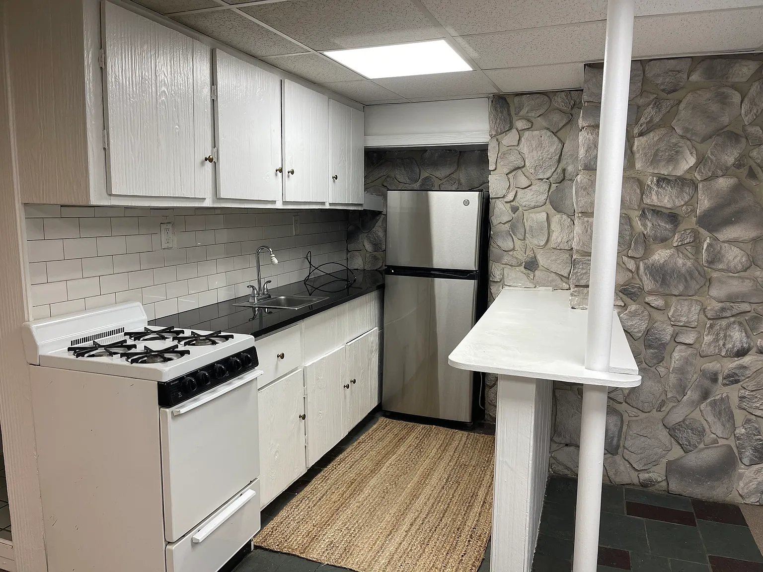 1 bed, $1,700 — Photo 2