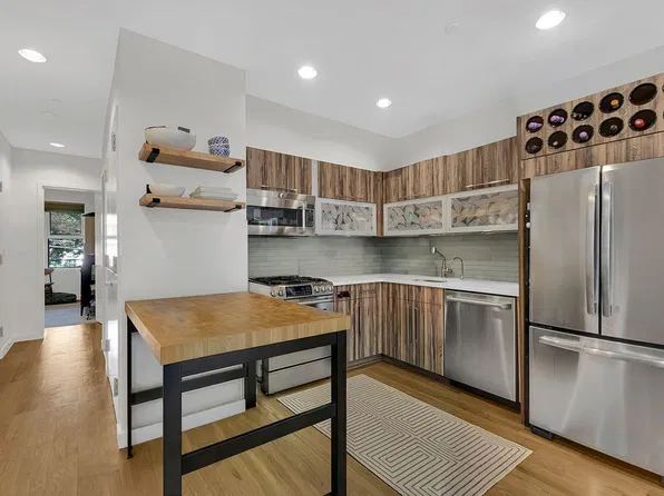 289 13th St APT 2R, Brooklyn, NY 11215
