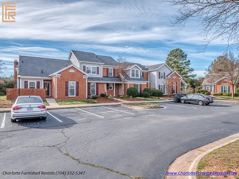 9250 N Vicksburg Park Ct — Photo 3