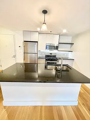 Rented by Lodger Corp | media 18