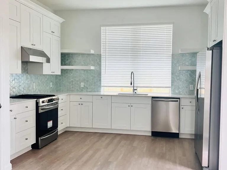 4922 Sand Clouds Dr — Photo 1
