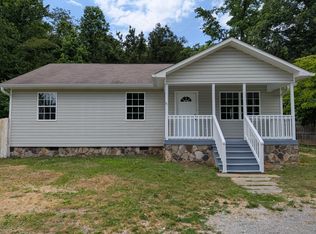 220 Riddle St, Dayton, TN 37321