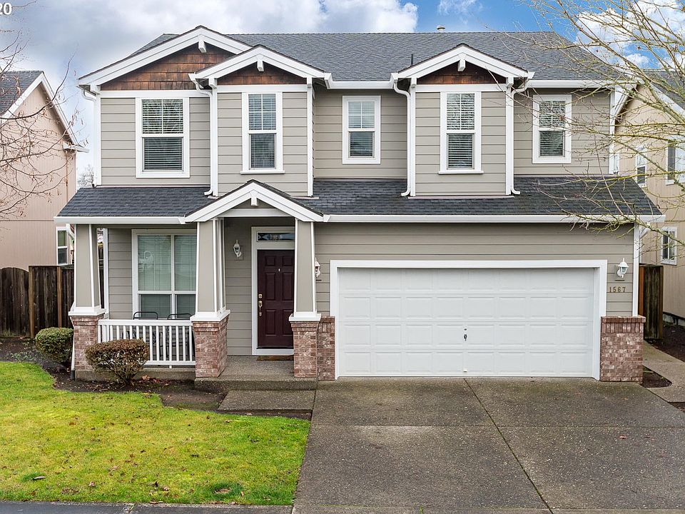 1st image of 1567 SE Gerhard Dr