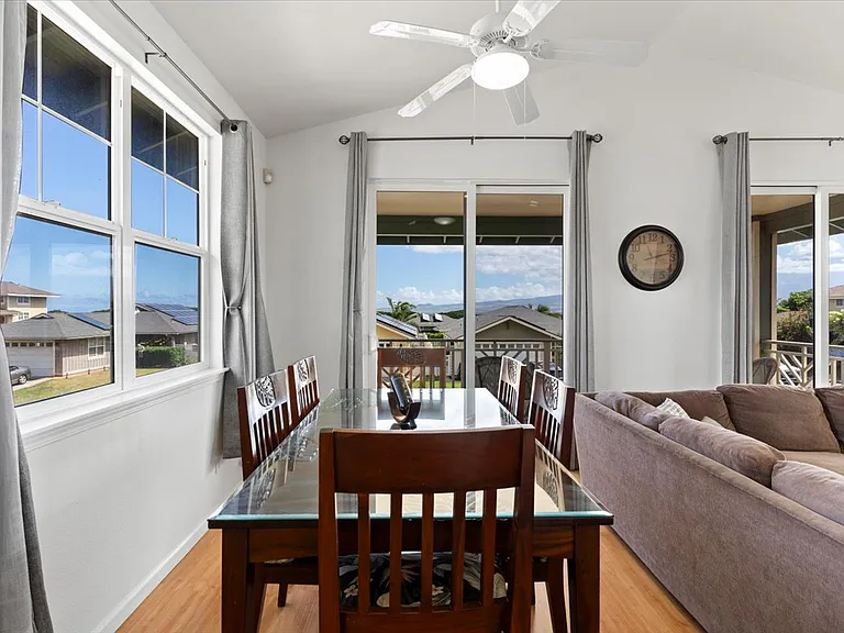 650 Komo Ohia St — Photo 31