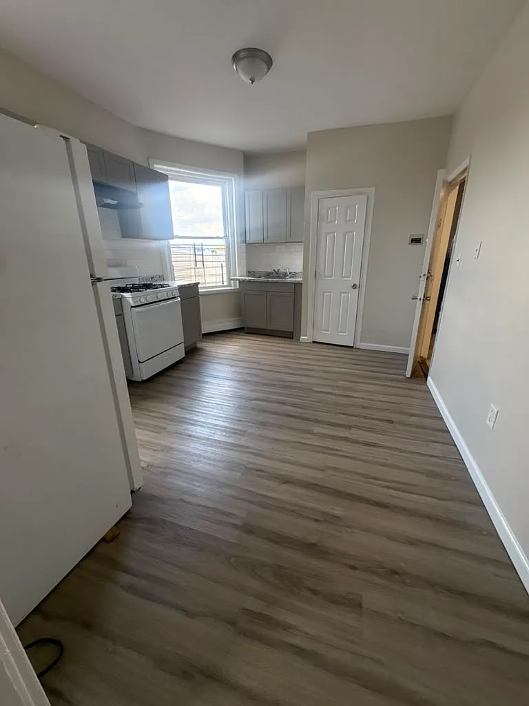 1 bed, $1,450 — Photo 3