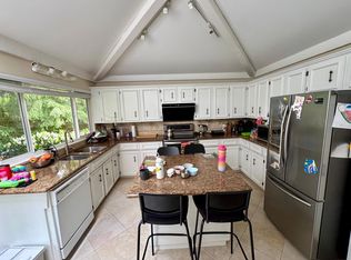 11211 Kingfisher Dr, Richmond, BC V7E4Y6