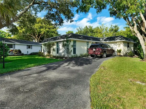 205 Georgetown BLVD #23, NAPLES, FL 34112