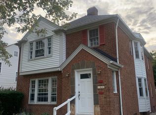 19640 Lakeshore Blvd #1, Cleveland, OH