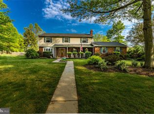 921 Fernwood Rd, Moorestown, NJ 08057