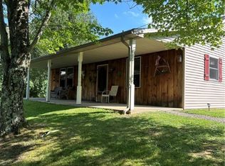 48864 Dry Ridge Rd, Clarington, OH 43915