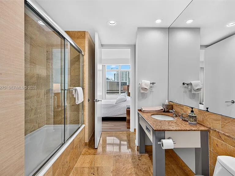 1395 Brickell Ave #2813 — Photo 14