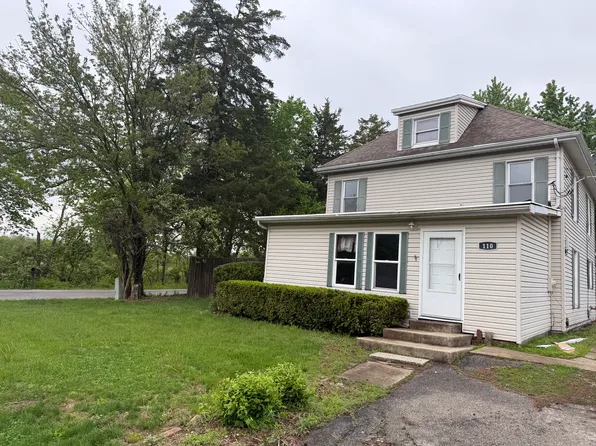 110 W Warren St, Saint Joseph, IL 61873