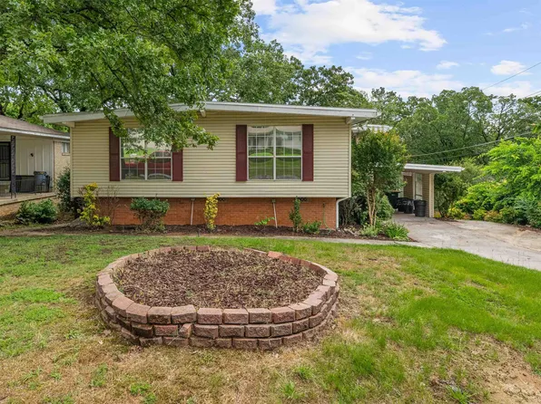 5202 Schaer St, North Little Rock, AR 72118