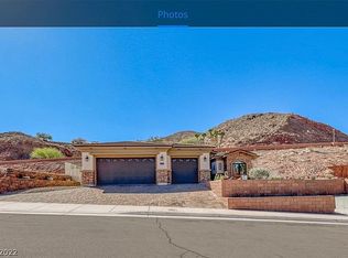 901 Fire Agate Dr, Boulder, NV 89005