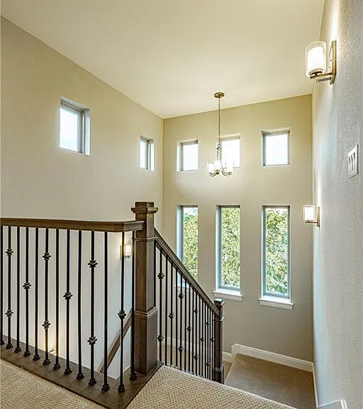 511 Woodside Ter — Photo 11
