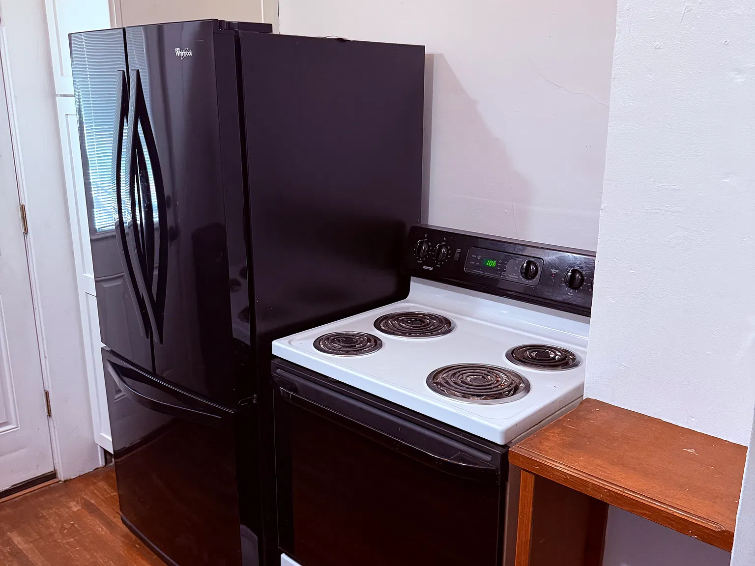 3 bed, $1,680 — Photo 4