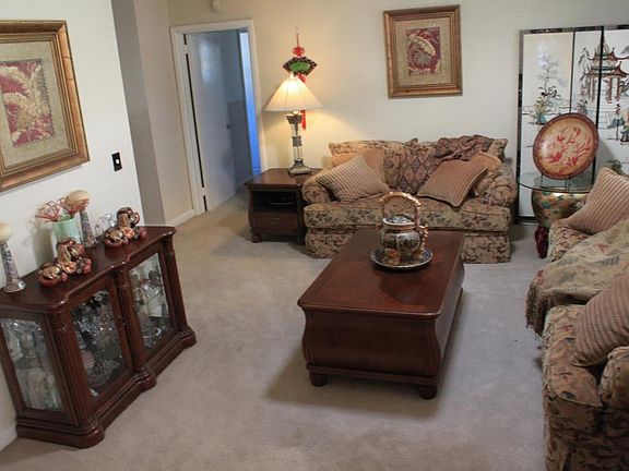 4th image of 5614 Darlow Ave