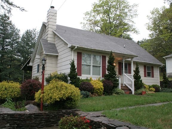 2nd image of 1872 Mountainwood Dr
