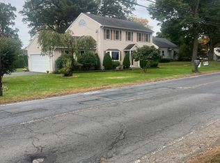 245 North St, Agawam, MA 01001