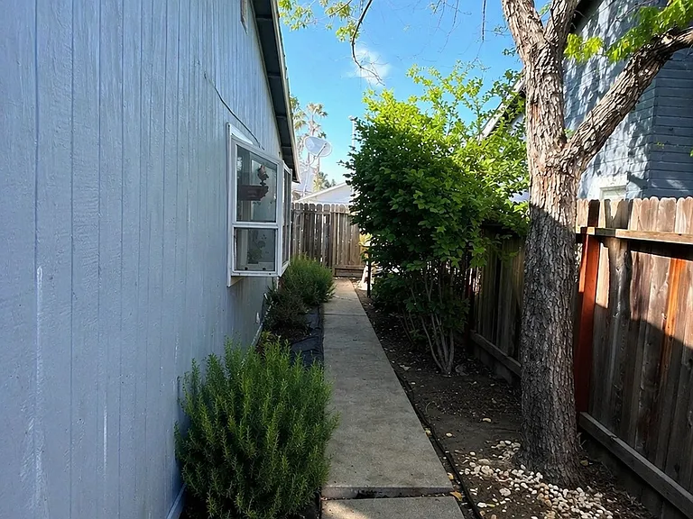 Union Springs Way — Photo 2