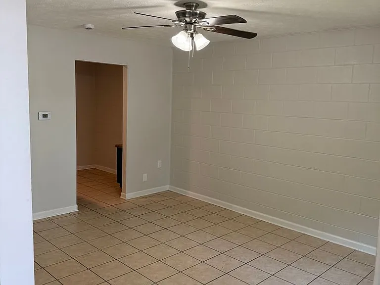 46 Allen Dr — Photo 22