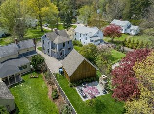 41 Liberty St, Madison, CT 06443