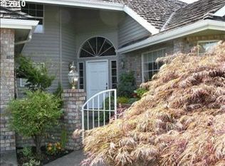 2170 Ironwood St, Eugene, OR 97401