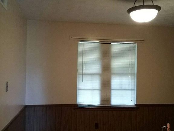 3rd image of 3608 Duane Ct APT C