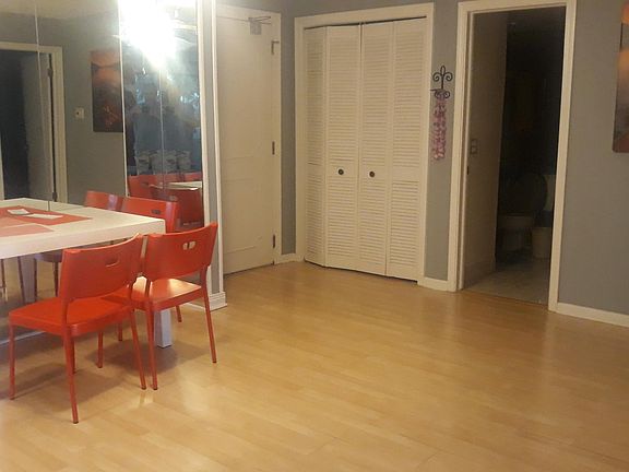 3rd image of 1551 Ashland Ave APT 401