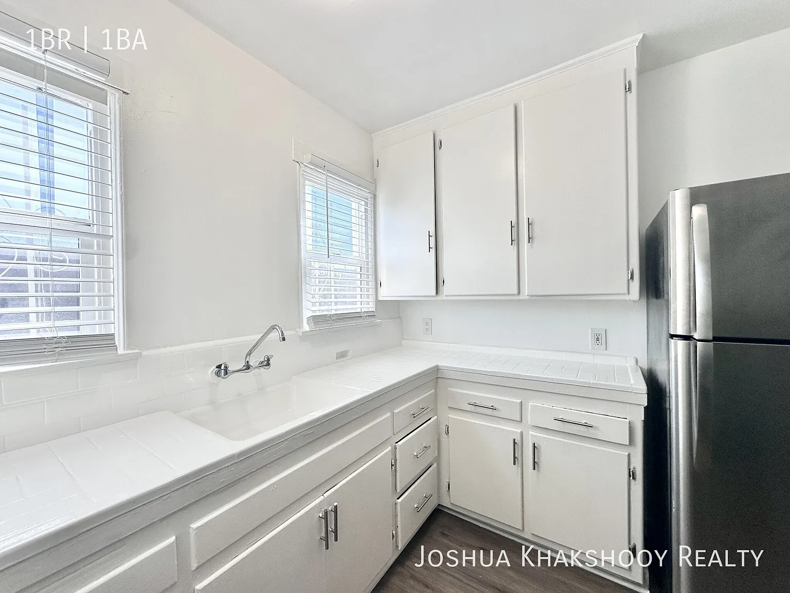 5946 Melrose Ave Los Angeles, CA 90038 — Photo 4